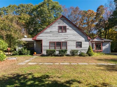 7 Shelly Rd, Newtown, CT, 06470