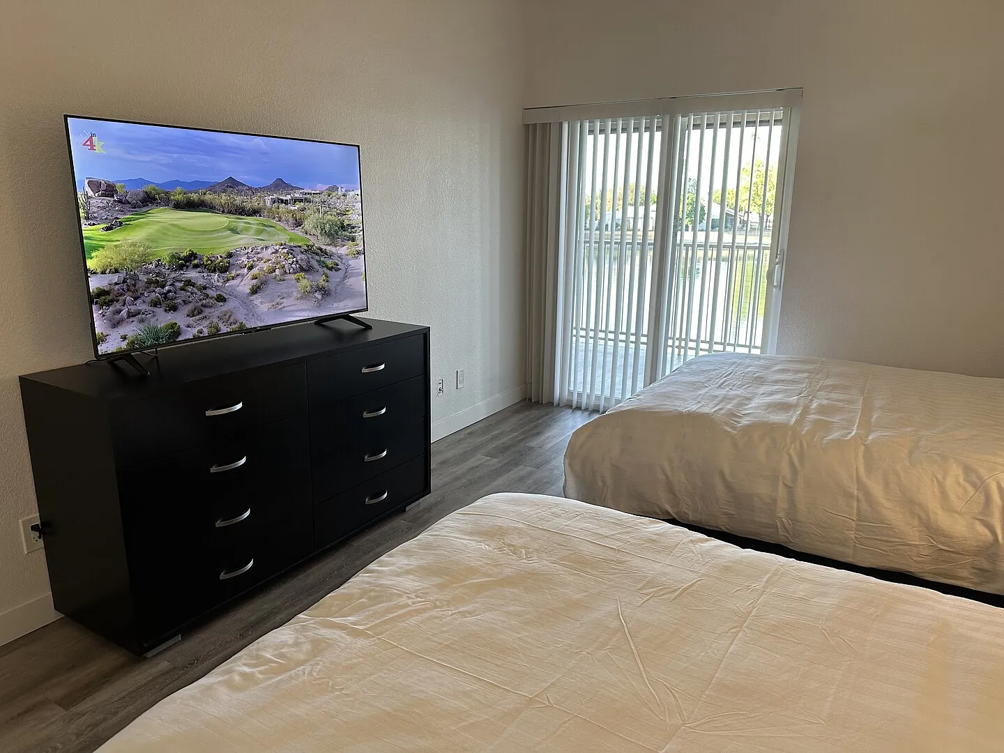 Quiet Desert Lakeside Condo — Photo 4