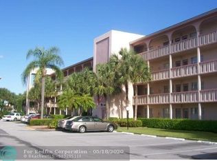 4301 Martinique Cir APT L2, Pompano Beach, FL 33066