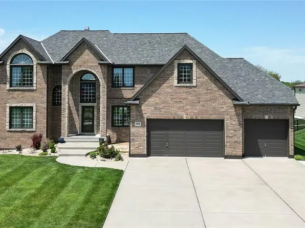 19108 Autumn Ln, Pleasant Hill, MO 64080