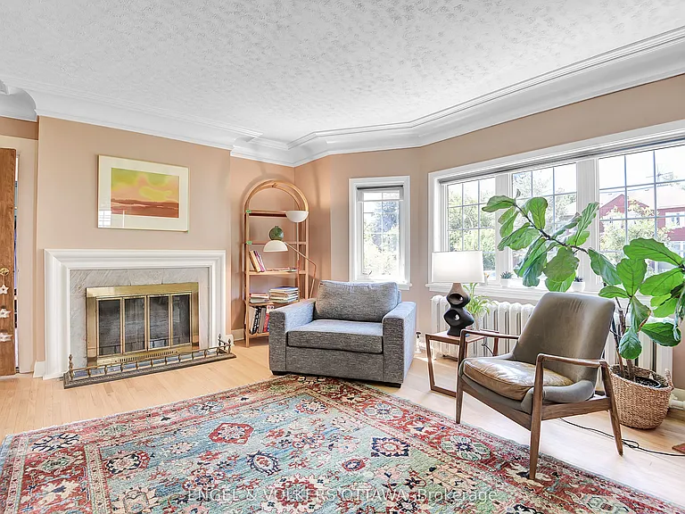 469 Island Park Dr — Photo 8