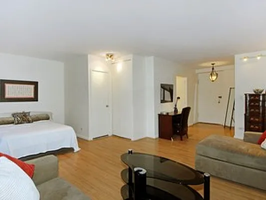 Sold by Corcoran | media 2