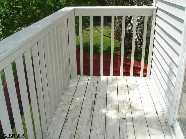 426 Canterbury Ct — Photo 14