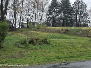 1108 E Filbert St, Archbald, PA 18403