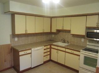 E12 Avon Dr W, East Windsor, NJ 08520