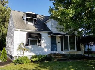 1531 Roselawn Rd, Mayfield Heights, OH 44124
