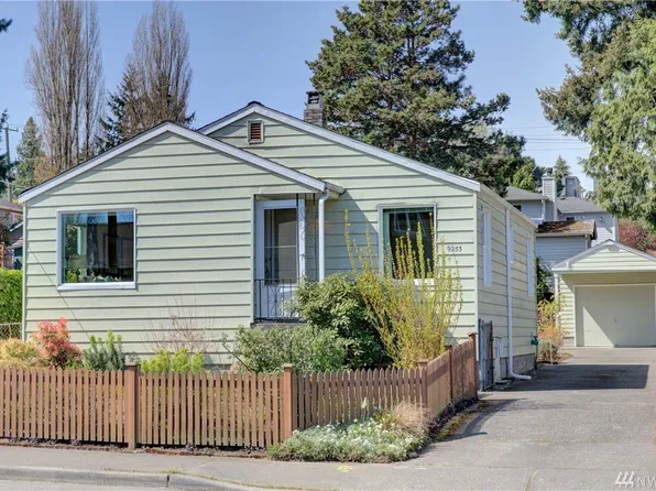 9253 8th Ave NW, Seattle, WA 98117