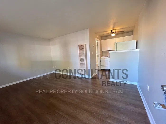 1 bed, 1.0 bath, 442 sqft, $695 — Photo 3