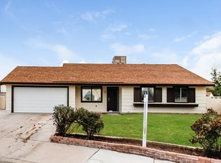 1813 Golden Shadow Dr, Henderson, NV 89002