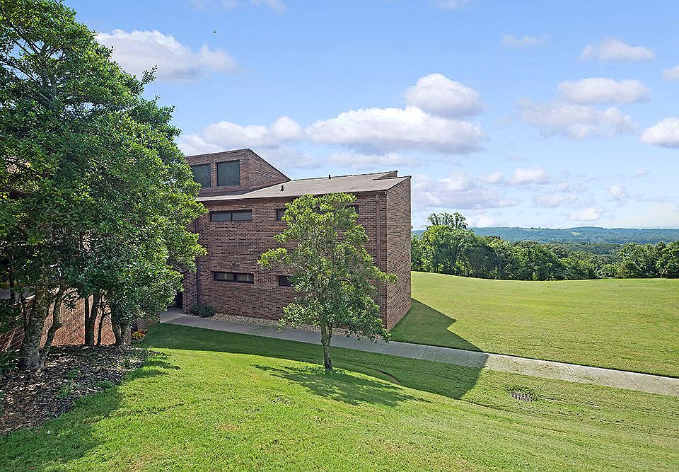 1st image of 6210 Mountain Park Dr #10
