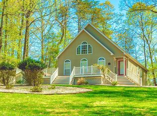 257 Pine Knob Cir, Moneta, VA 24121