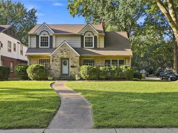 601 E 74th St, Kansas City, MO 64131