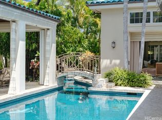 917 Iiwi St, Honolulu, HI 96816