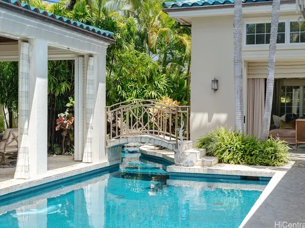 917 Iiwi St, Honolulu, HI 96816
