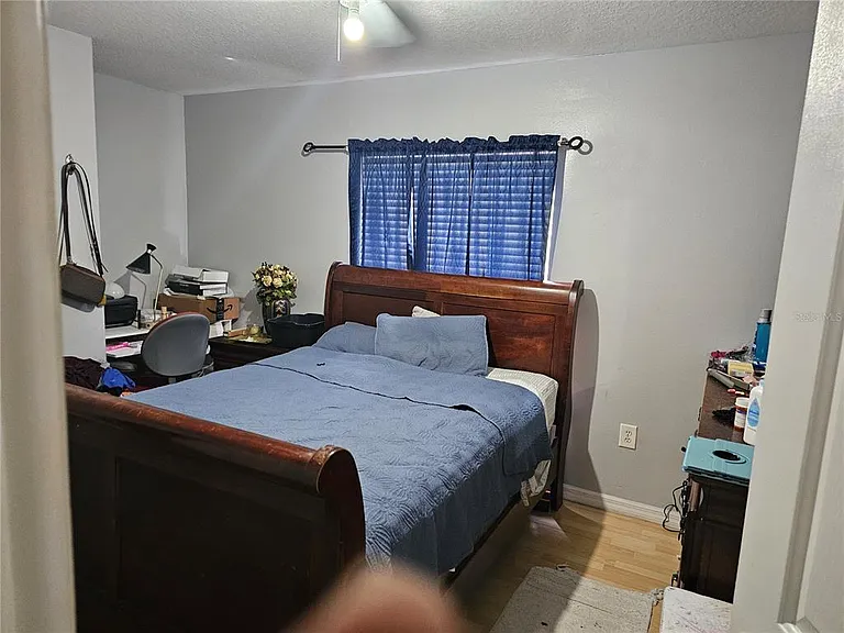 557 Eagle Ct — Photo 10
