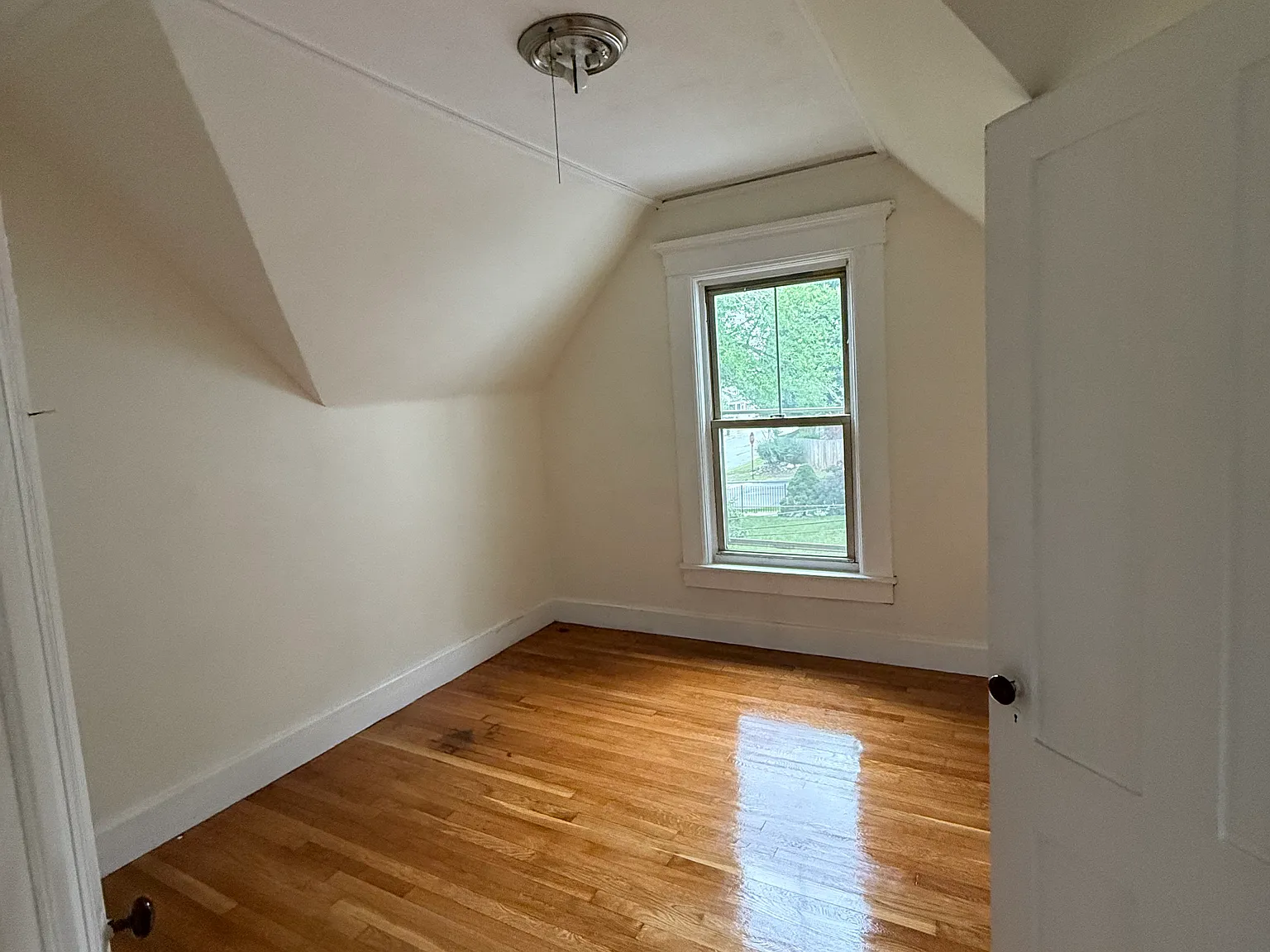 2 bed, 2107 sqft, $1,900 — Photo 3