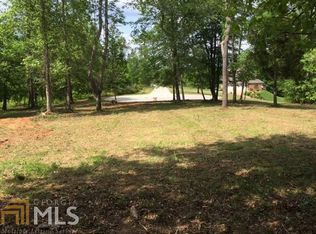 8342 Saucier Dr, Douglasville, GA 30135