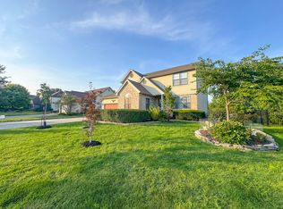 2598 Hoover Crossing Way, Grove City, OH 43123