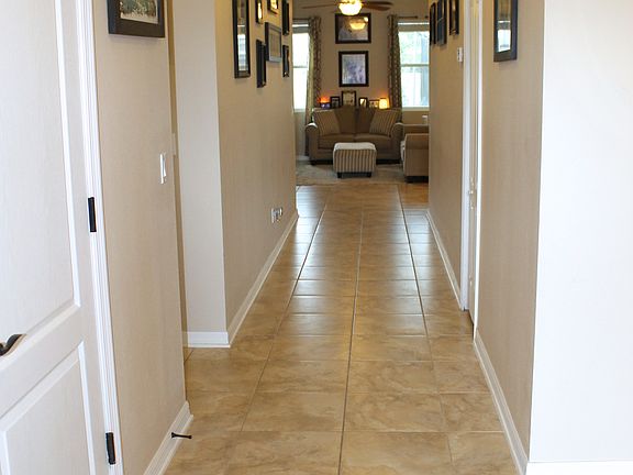 3rd image of 1118 White Water Bay Dr