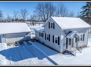 N932 County Rd W, Fremont, WI 54940