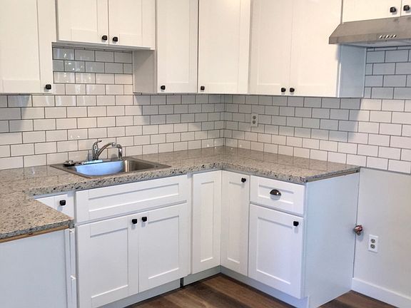 4th image of 917-929 6th St #927