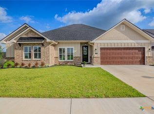307 Salem Crossing Dr, Victoria, TX 77904