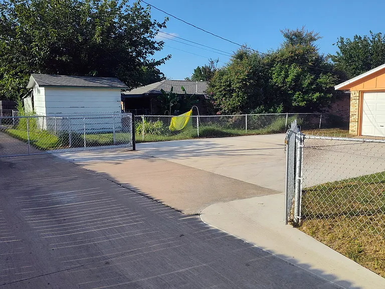 1718 N Santa Clara Ct — Photo 12
