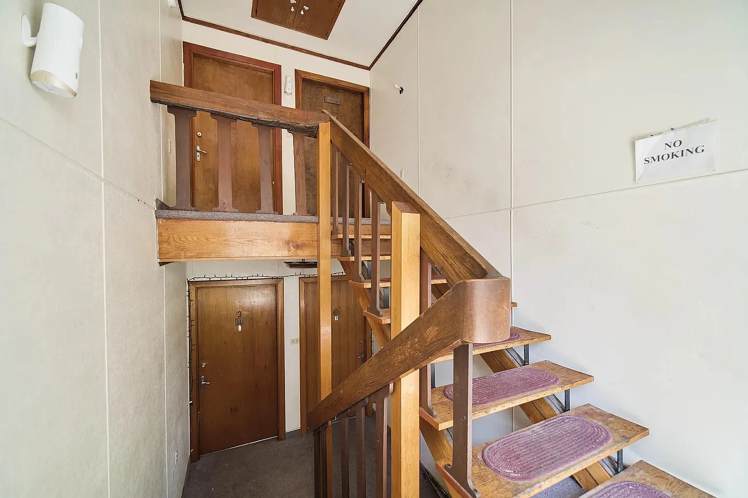 2 bed, 1000 sqft, $1,350 — Photo 2