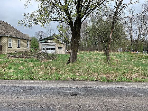 2nd image of 53 6th Ave
