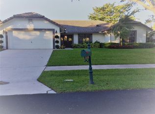 7379 London Ln, Boca Raton, FL 33433