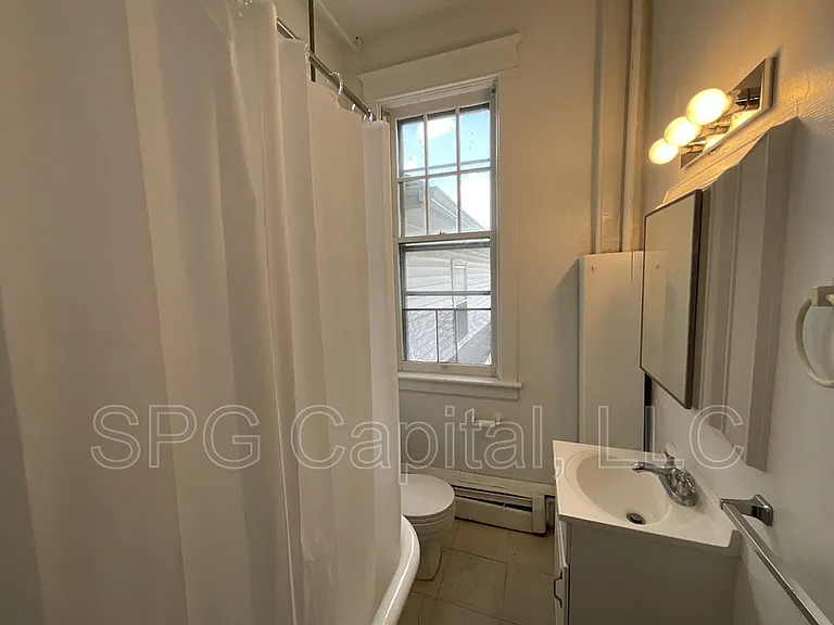51 Chambersburg St #2 — Photo 5