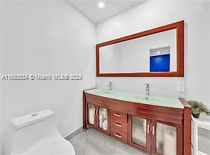 207 Wimbledon Lake Dr — Photo 25