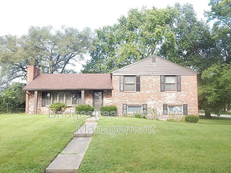 1st image of 7541 Mintwood Ave