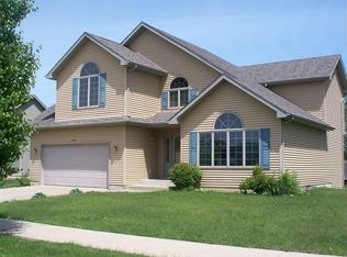 1292 W 82nd Pl, Merrillville, IN 46410