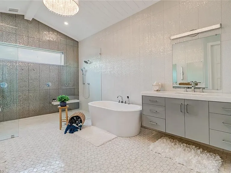 5130 Alpha Ct — Photo 26
