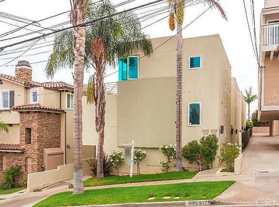 4th image of 935 1st St #A