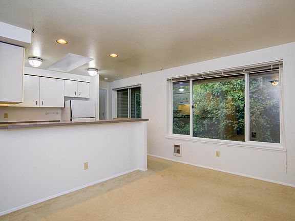 4th image of 1421 4th Avenue W # Fl 3rd