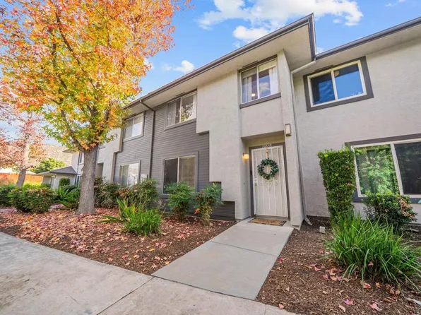 10658 King Phillip Ct, Santee, CA 92071