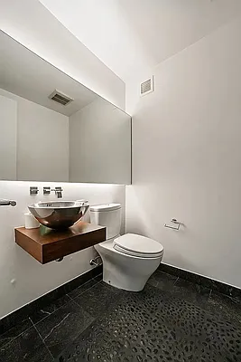 Rented by RELO REDAC INC. | media 13