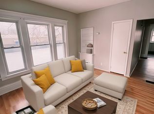 121 Island Ave #121, Lansing, MI 48910