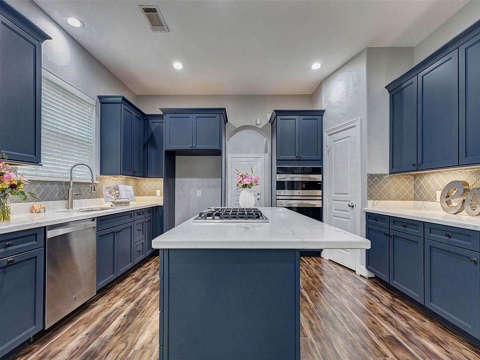 1st image of 9 Versante Ct