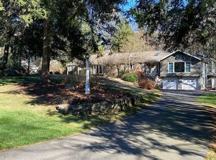 14 Ridgewood Rd, Avon, CT 06001