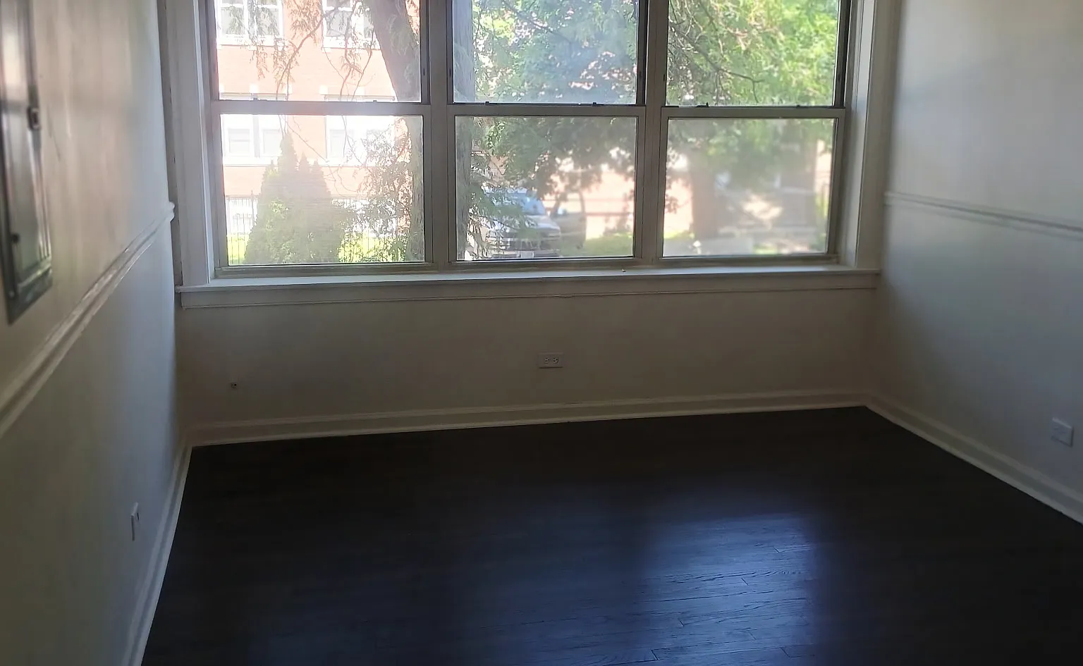 2 bed, 900 sqft, $1,300 — Photo 1
