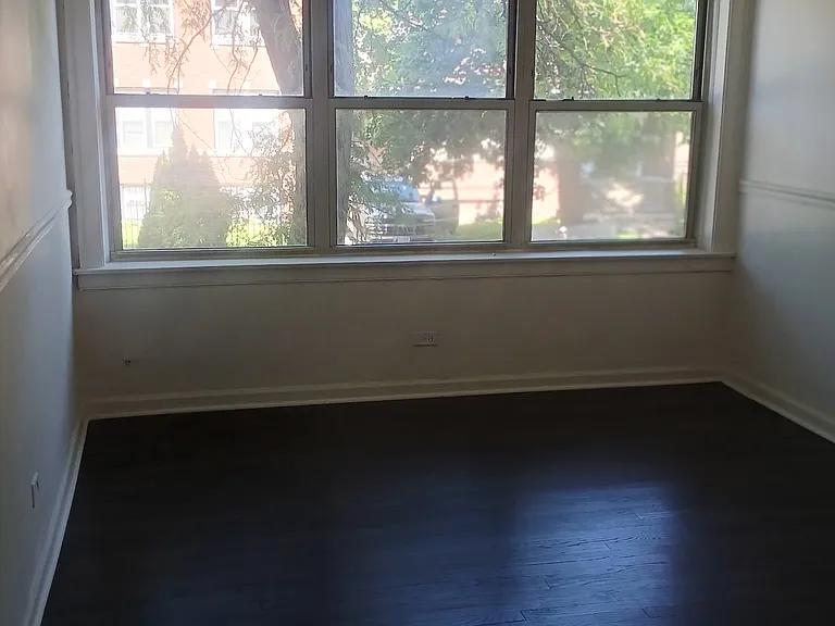 2700 E 78th St #3 — Photo 1