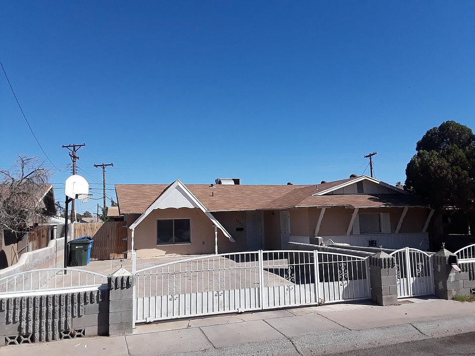 1st image of 2943 N 52nd Pkwy