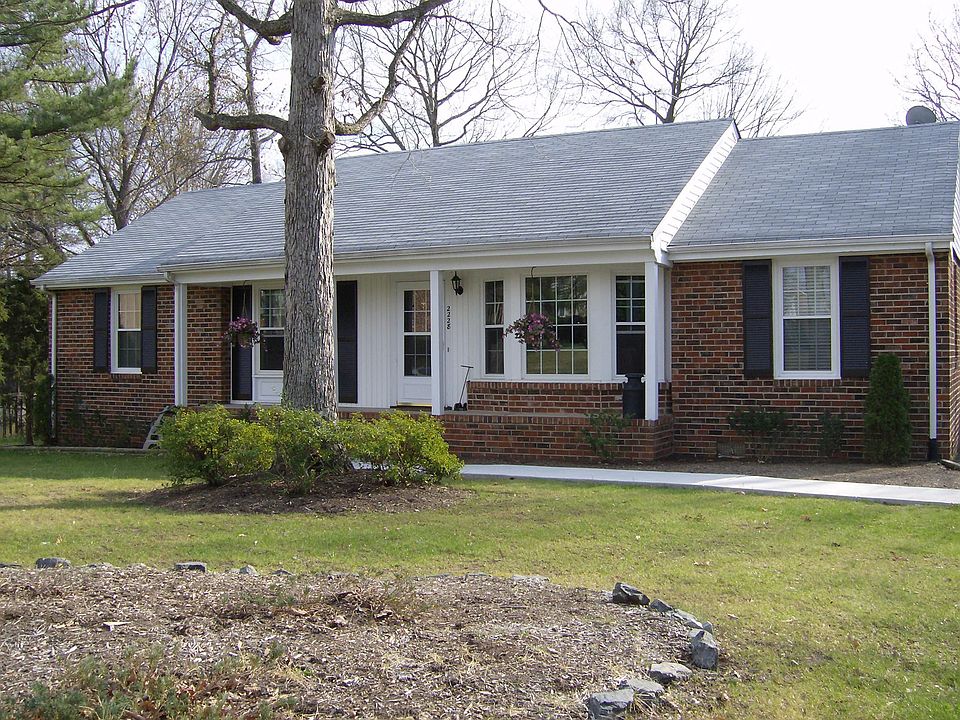 1st image of 2228 Lauderdale Dr