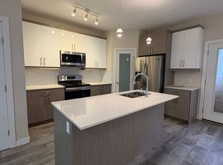 1485 Ravelston Ave W, Winnipeg, MB R3W0N7