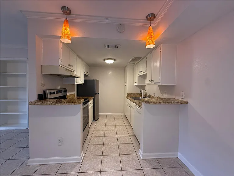 2250 Bering Dr #66 — Photo 9