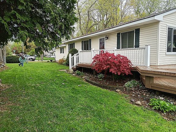 3rd image of 1153 Bamford Dr