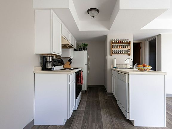 3rd image of 1408 E 21st St #1410-04
